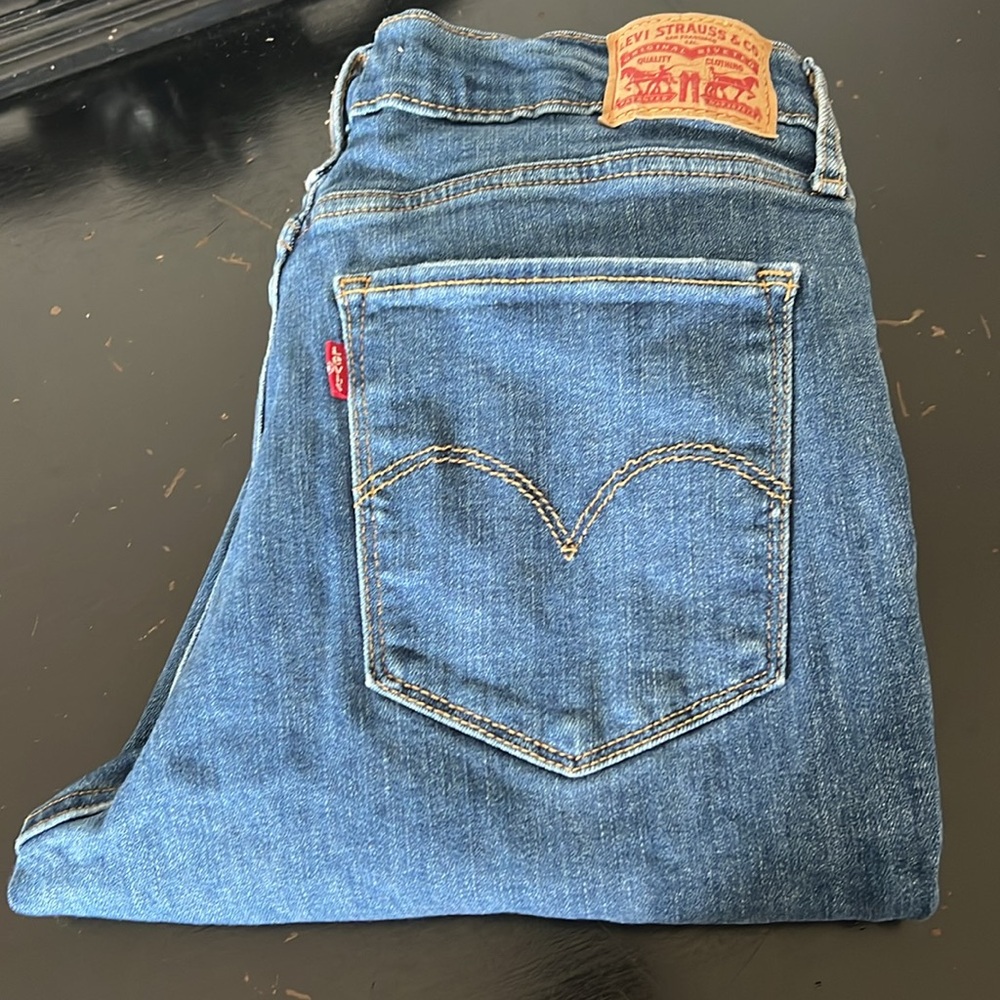 Levi’s 724 High Rise Straight Jeans